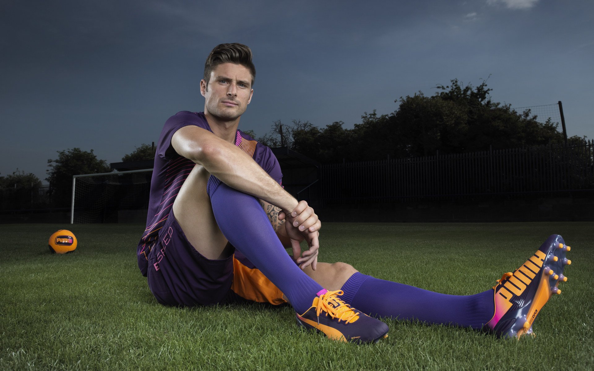 教练组面临调整压力巨大，教练的压力很大吗