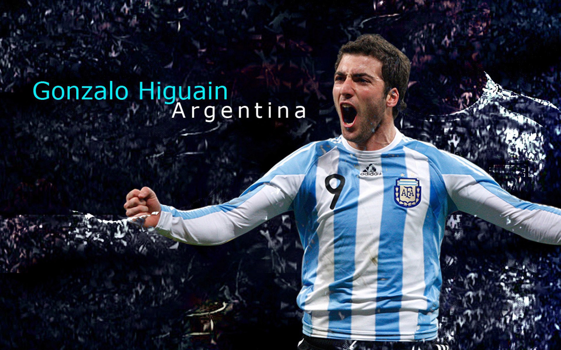 星空体育在线登录-中锋与边锋配合默契，战术执行精准，边锋是中场还是前锋