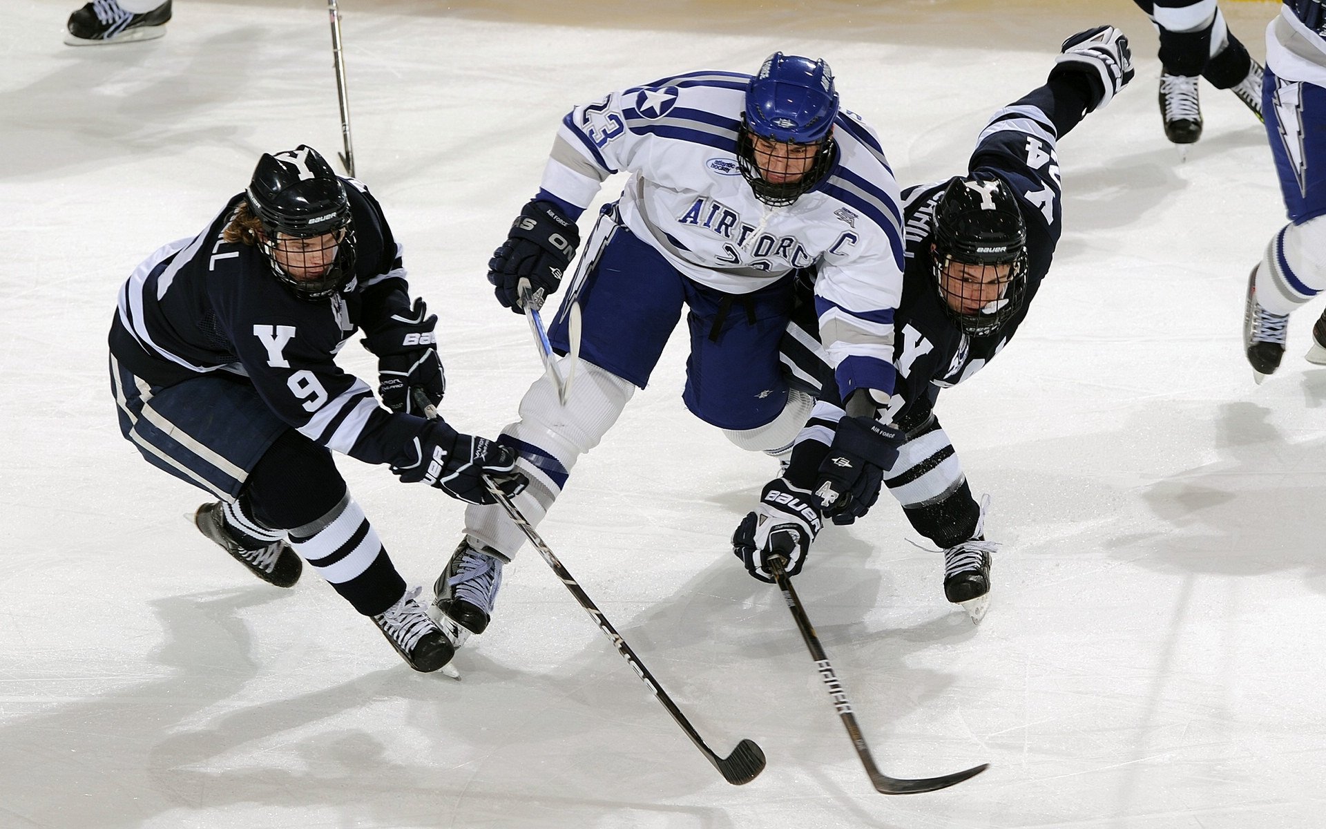 全国青少年“omentum力挑战”篮球赛在深圳成功举办，全国青少年篮球邀请赛